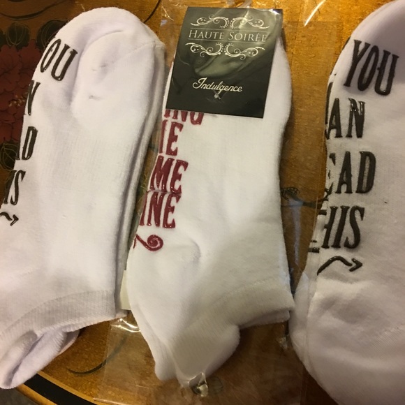 Haute Soirée souks 3 for  $ 7. - Picture 5 of 7